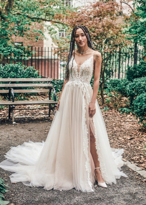 Spaghetti Straps Ivory Lace Tulle Slit Sexy Wedding Dress